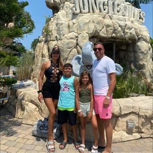 Meet your Posher, Bill